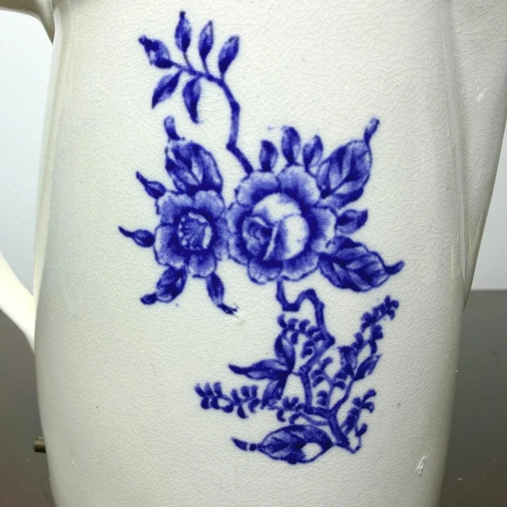 Vintage Blue White‎ Floral Ceramic Electric Teapot Cottagecore Farmhouse MCM